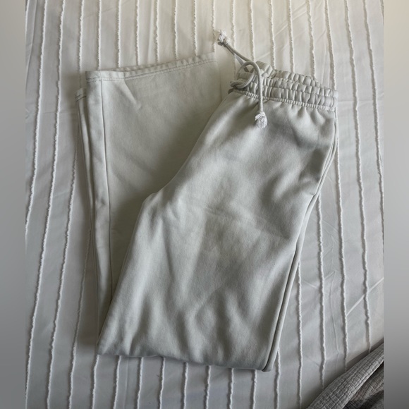 Zara straight leg pants - Picture 1 of 2